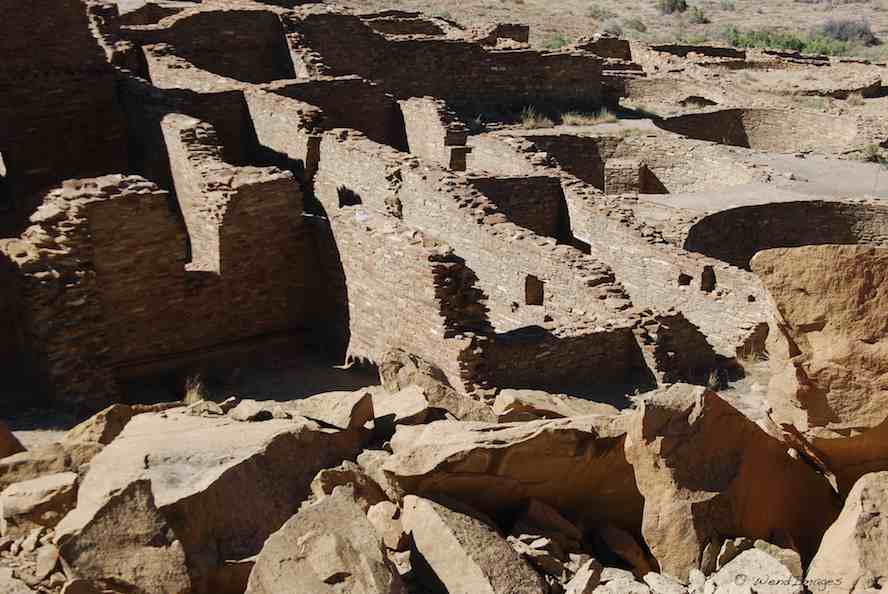 Jumble of Rooms - Pueblo Bonito